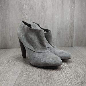 Cole Haan Josephine Suede Ankle Bootie Ironstone Taupe Gray Wooden Heel 9.5